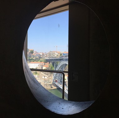 Teleférico de Gaia, Menos é mais Arquitectos Associados