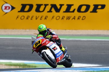 O estilo do Brasileiro Eric Granado, a caminho de uma dupla vitória no Estoril