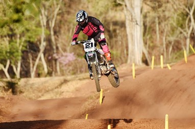 Willian Guimarães / Campe\ao MX3 ©Tiago Lopes/CBM