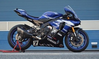 Yamaha R1 da Ace Team Racing