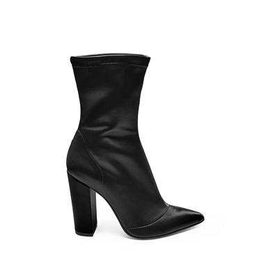 STEVE MADDEN.SIENA_ BLACK SATIN_SIDE VIEW PVP.109