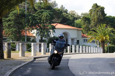 Yamaha X-Max 250