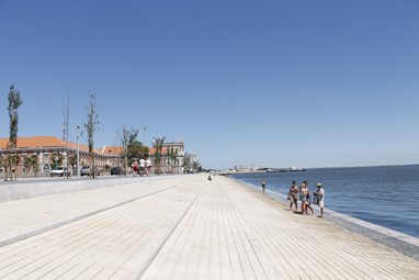 Ribeira das Naus Guilherme Vieira