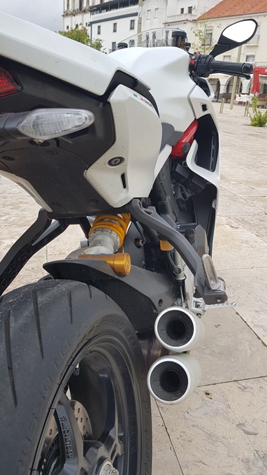 Ducati Supersport 950