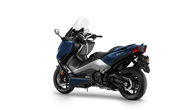 TMAX DX 2017