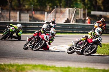 Moto Guzzi Fast Endurance Series