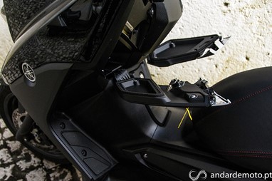 Yamaha X-Max 250