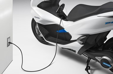 O sistema híbrido da Honda é inédito para motocicletas 