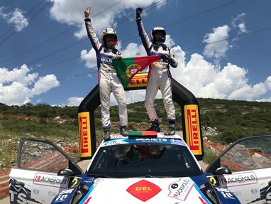 Bruno e Hugo Magalhães conquistam primeira vitória portuguesa à Geral no difícil Rali da Acrópole