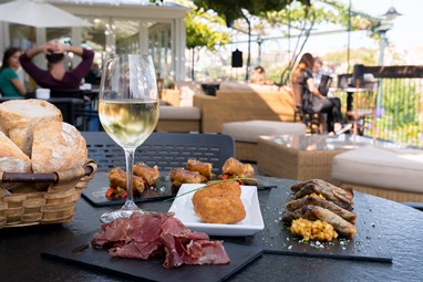 Wine Bar