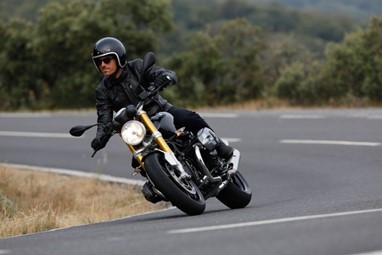 BMW R nineT