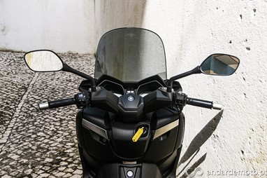 Yamaha X-Max 250