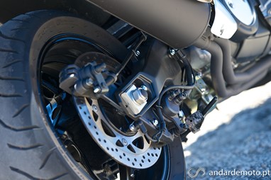 Irrepreensíveis os travões da Yamaha TMAX 530 ABS