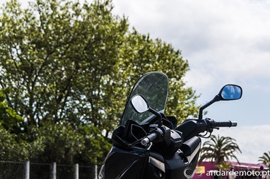 Yamaha X-Max 250