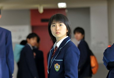 "Nobody to Watch Over Me" © 2009 FUJI TELEVISION NETWORK, NIHON EIGA SATELLITE BROADCASTING CORPORATION, TOHO