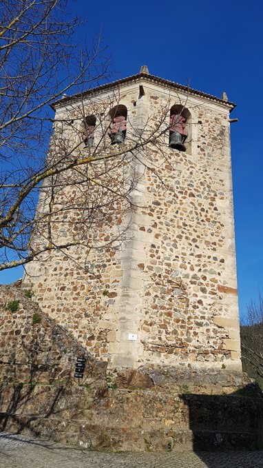 Dornes - Torre Templária (pentagonal)