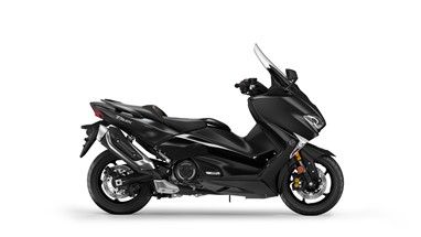 TMAX DX 2017