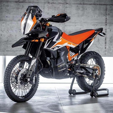 Esperamos ver a KTM 790 Adventure, nem que seja numa primária versão protótipo, na EICMA 2017