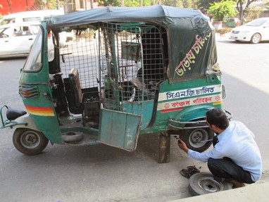 Uma experiência diferente em tuk tuk