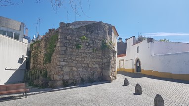 Crato - Pedaço da muralha.jpg