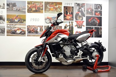 Showroom MV Agusta L