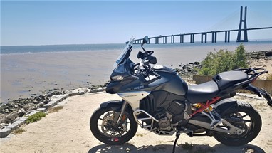 Ducati Multistrada V4S
