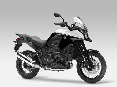 2015 VFR1200X Crosstourer  Edição Especial Digital Silver Metallic/Pearl Glare White