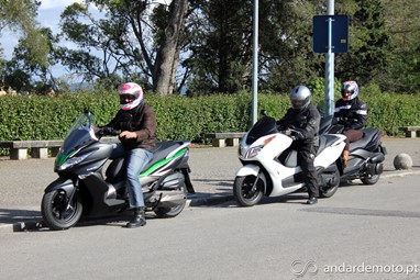 J300, Forza 300 e X-Max 250