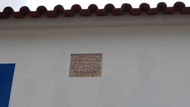 Pormenor da Casa da Confraria de Mora