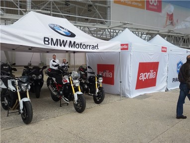 Vai uma volta numa BMW?