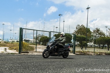 Yamaha X-Max 250