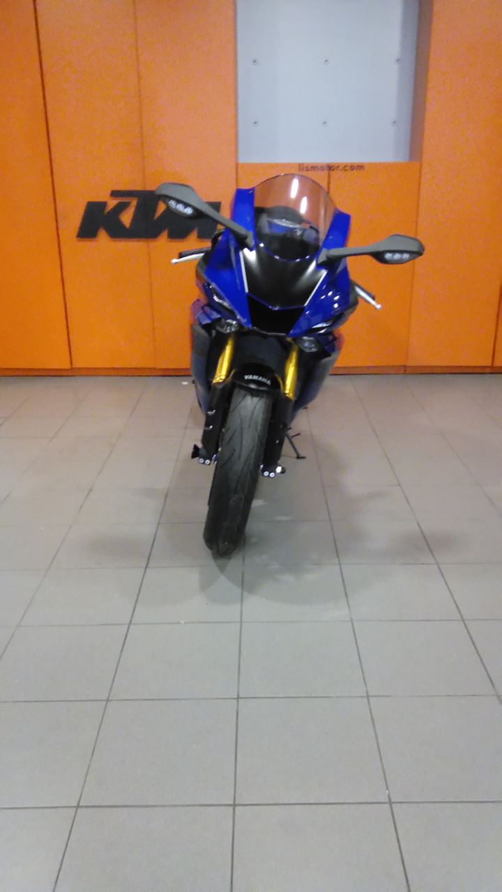 Yamaha R6 ABS | Moto
