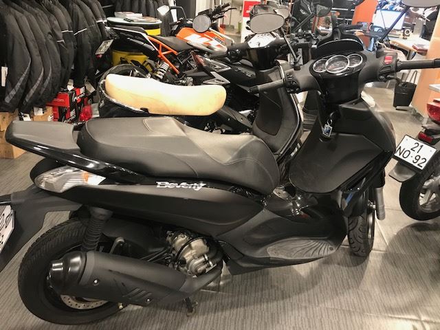 Piaggio Beverly 300 | Scooter