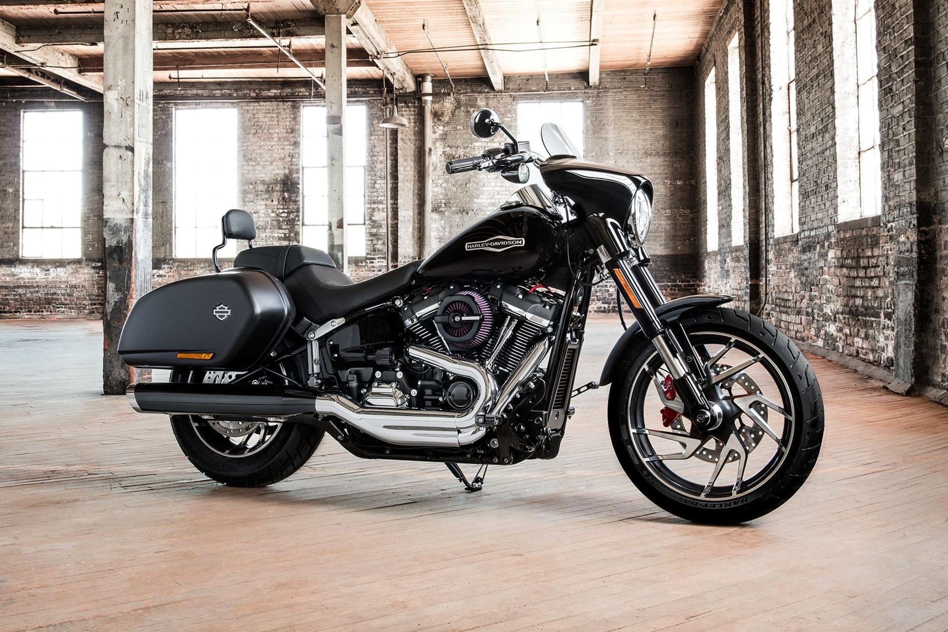 Harley Davidson Sport Glide Moto Softail Andar de Moto