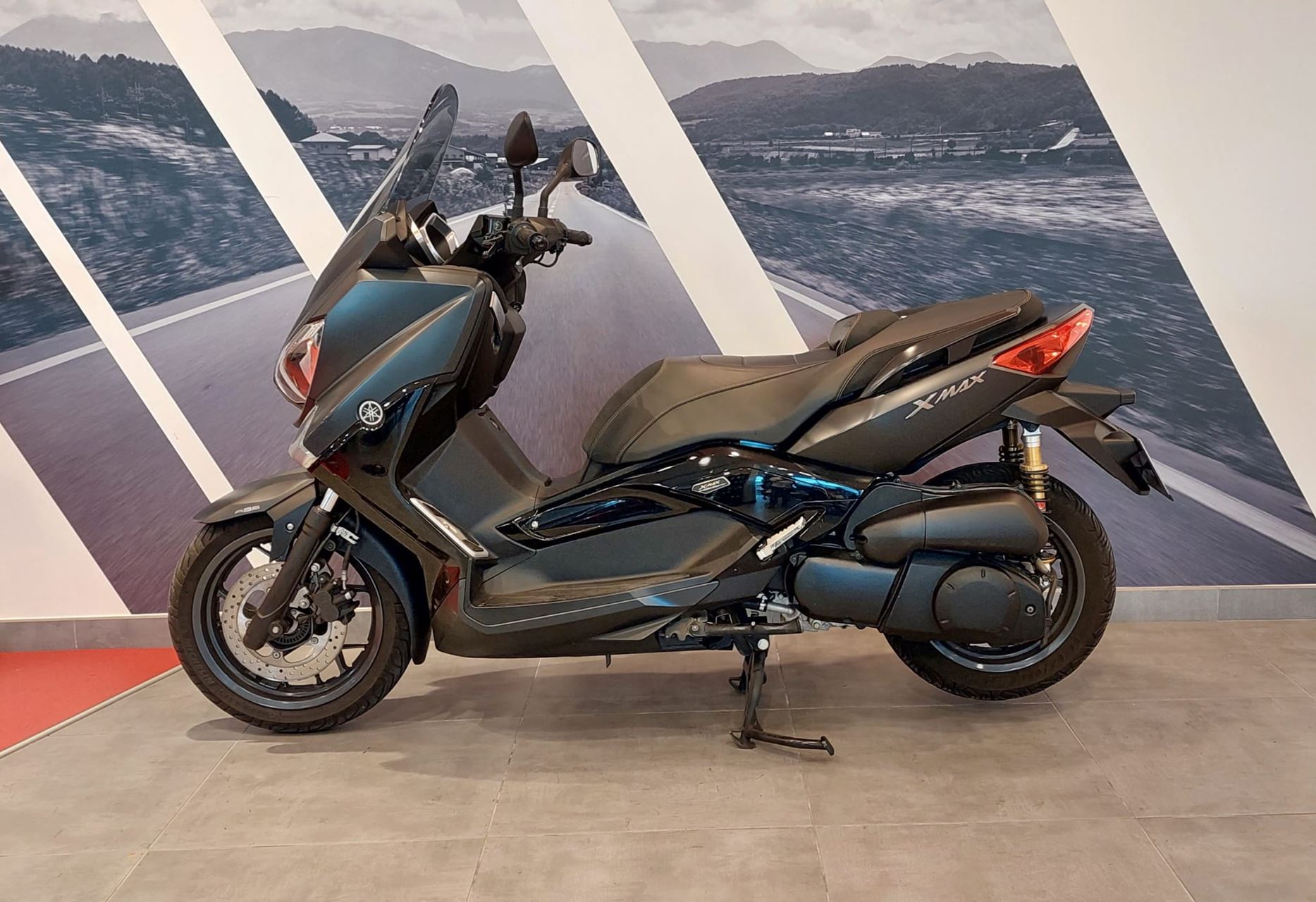 Yamaha XMax 250 Scooter Usada P34309 € 3.650,00 Como Comprar