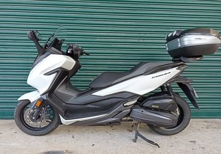 Honda Forza 125