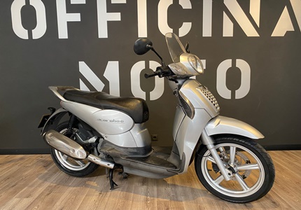 Aprilia Scarabeo 125