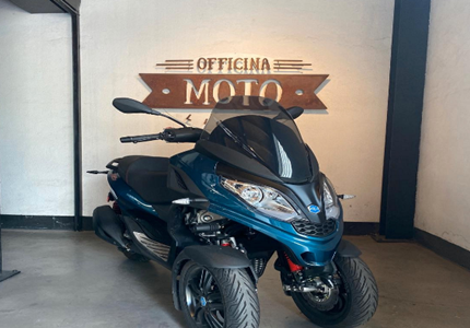 Piaggio MP3 300