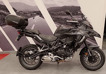Benelli TRK 502