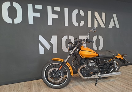 Moto Guzzi V9 Roamer