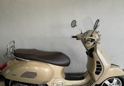 Vespa GTS 300