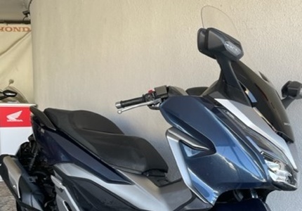 Honda Forza 300