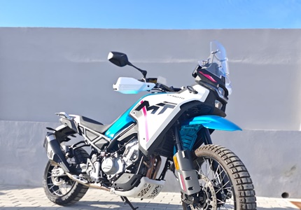 CFMoto 450MT