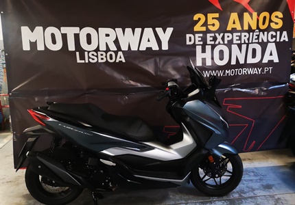 Honda Forza 350