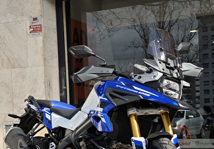 Suzuki DL 1050 DE