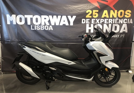 Honda Forza 350
