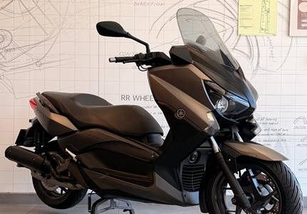 Yamaha X-Max 125