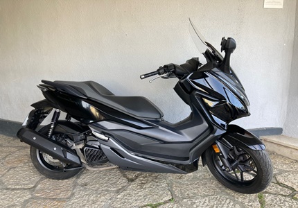 Honda Forza 125