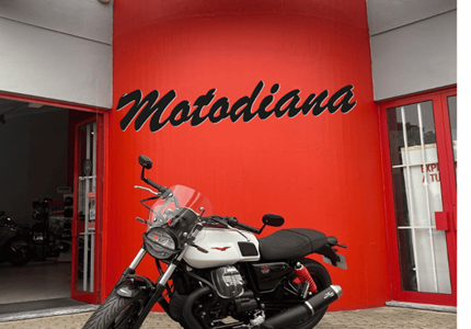 Moto Guzzi V7 STONE TEEN