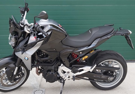 BMW F 900 R